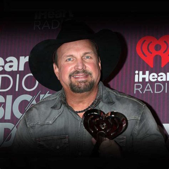 Is Garth Brooks Alive Or Dead?