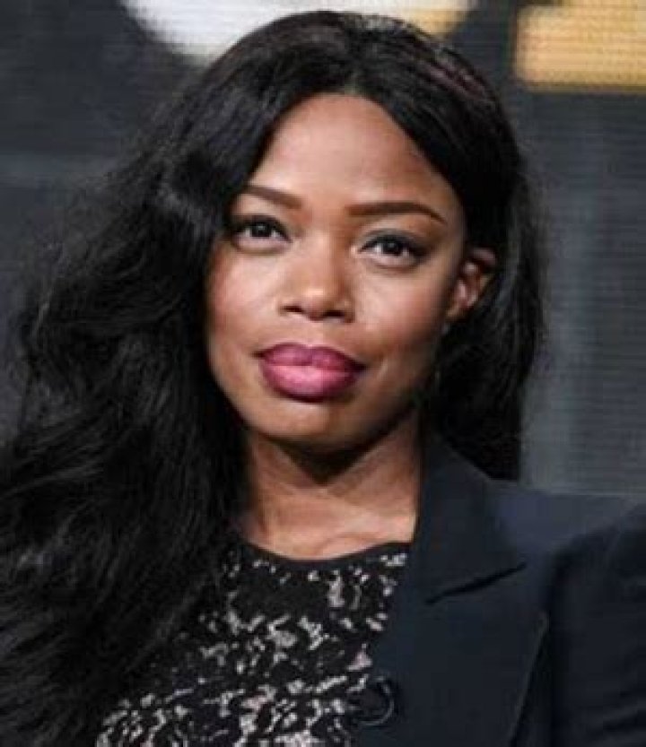Jill Marie Jones Height Explored