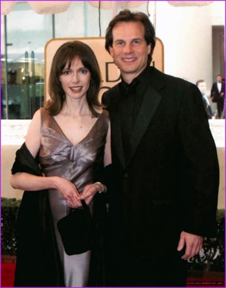 Kelly Rowan And Bill Paxton In "Big Love"