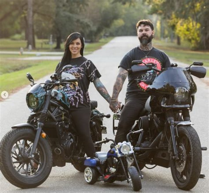 Unveiling The Private World Of Alex Zedra's Husband: Unseen Insights Revealed
